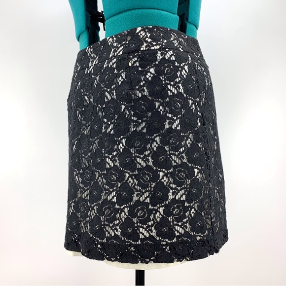 Pure Alfred Sung Black Lace Mini Skirt, Medium - Picture 6 of 16